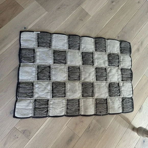 MacKenzie-Childs Black and White Checkered Door Mat - Picture 6 of 8
